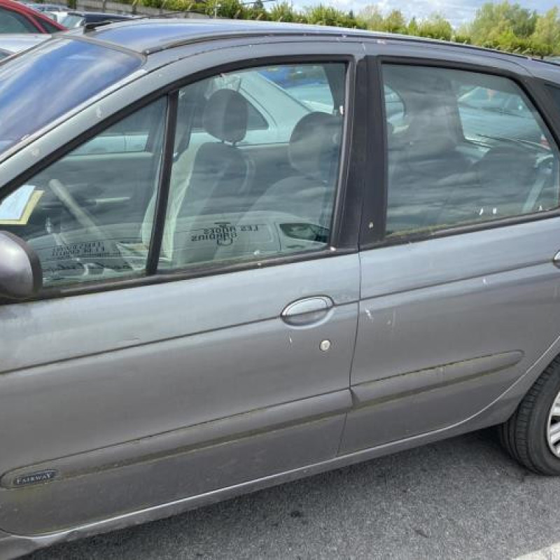 Vitre arriere gauche RENAULT SCENIC 1 Photo n°5