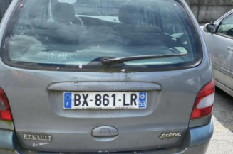 Vitre arriere gauche RENAULT SCENIC 1