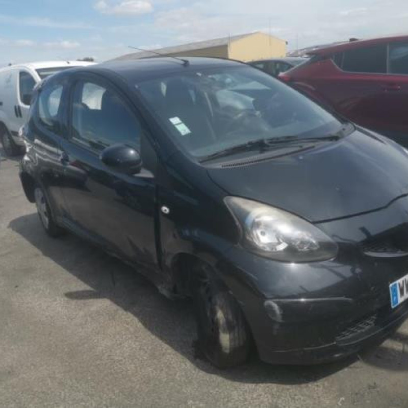 Leve vitre electrique avant gauche TOYOTA AYGO 1 Photo n°8