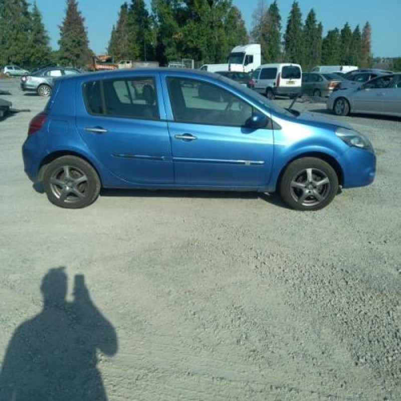 Moteur essuie glace arriere RENAULT CLIO 3 Photo n°6