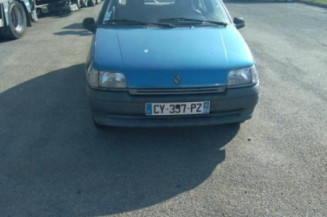 Optique avant principal droit (feux)(phare) RENAULT CLIO 1