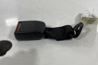 Attache ceinture arriere droit RENAULT CLIO 1