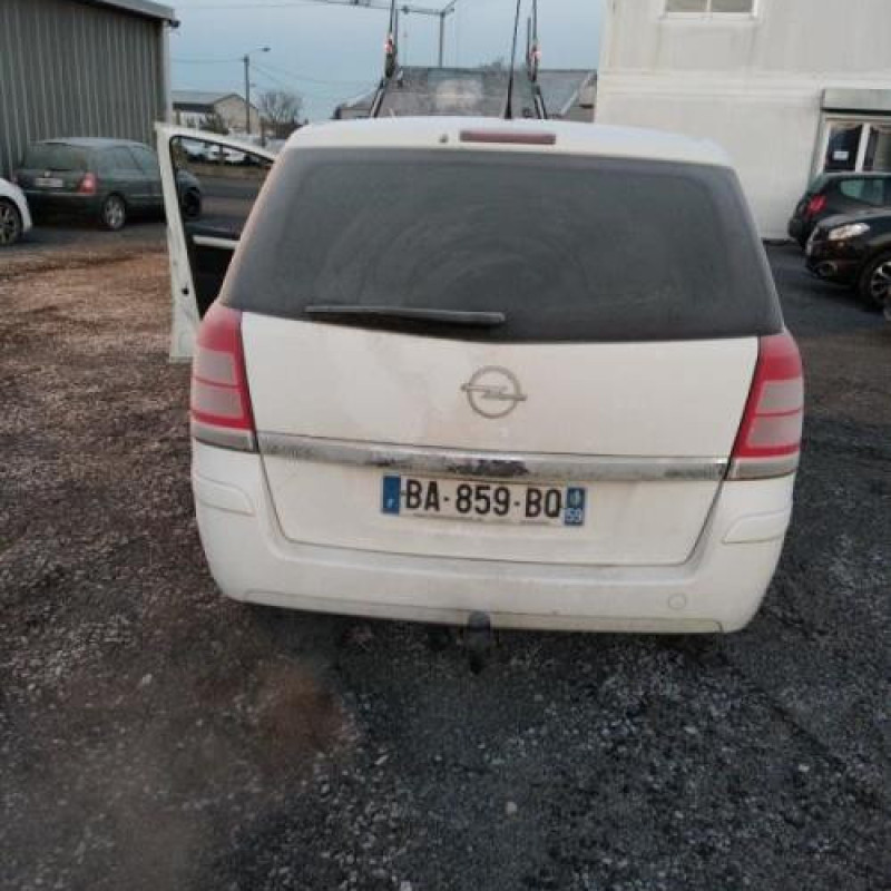 Custode arriere droit OPEL ZAFIRA B Photo n°6