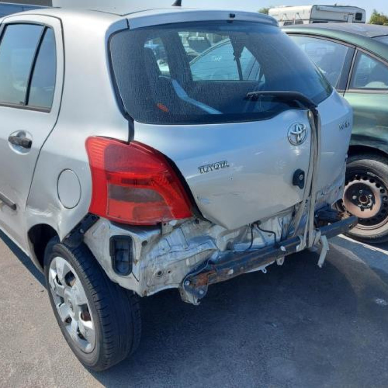 Poignee porte arriere gauche TOYOTA YARIS 2 Photo n°8