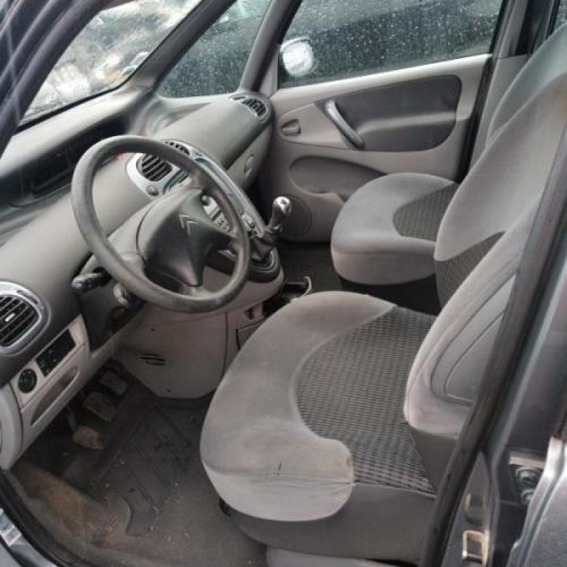 Poignee interieur arriere droit CITROEN XSARA PICASSO Photo n°9