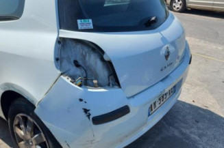 Boitier UCH RENAULT CLIO 3