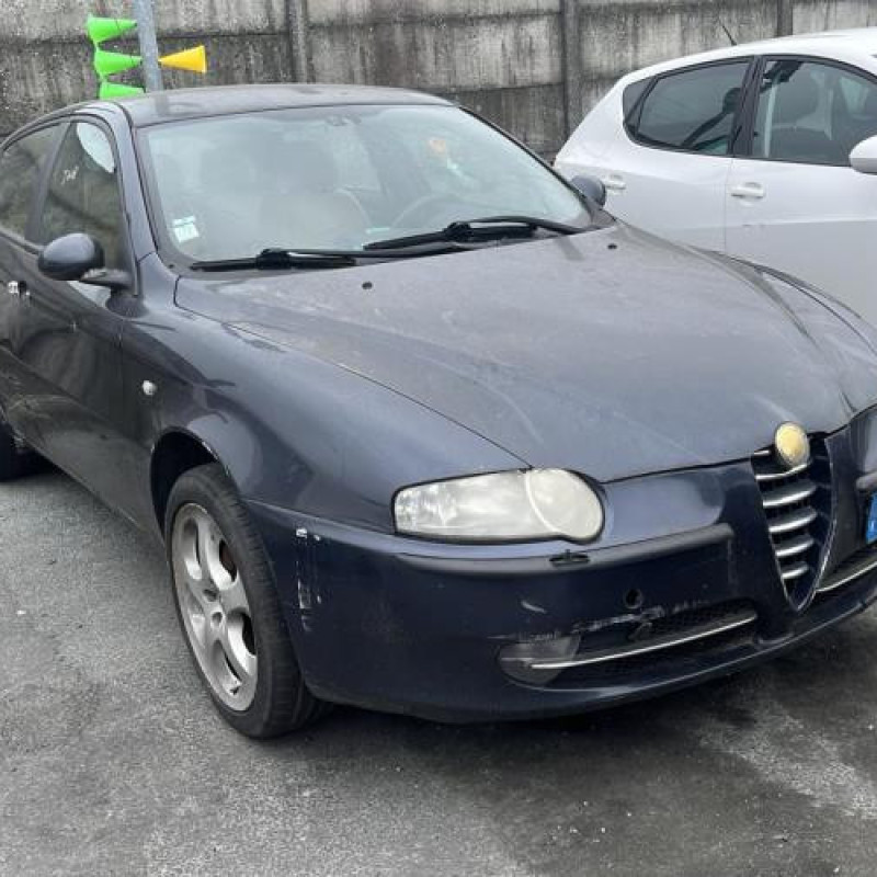 Capot ALFA ROMEO 147 Photo n°9