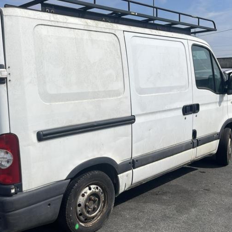 Crosse arriere droit OPEL MOVANO A Photo n°7