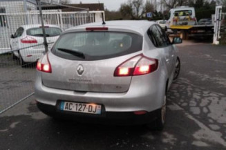 Pretensionneur de ceinture arriere gauche RENAULT MEGANE 3