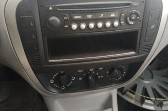 Poignee interieur avant droit CITROEN C3 1