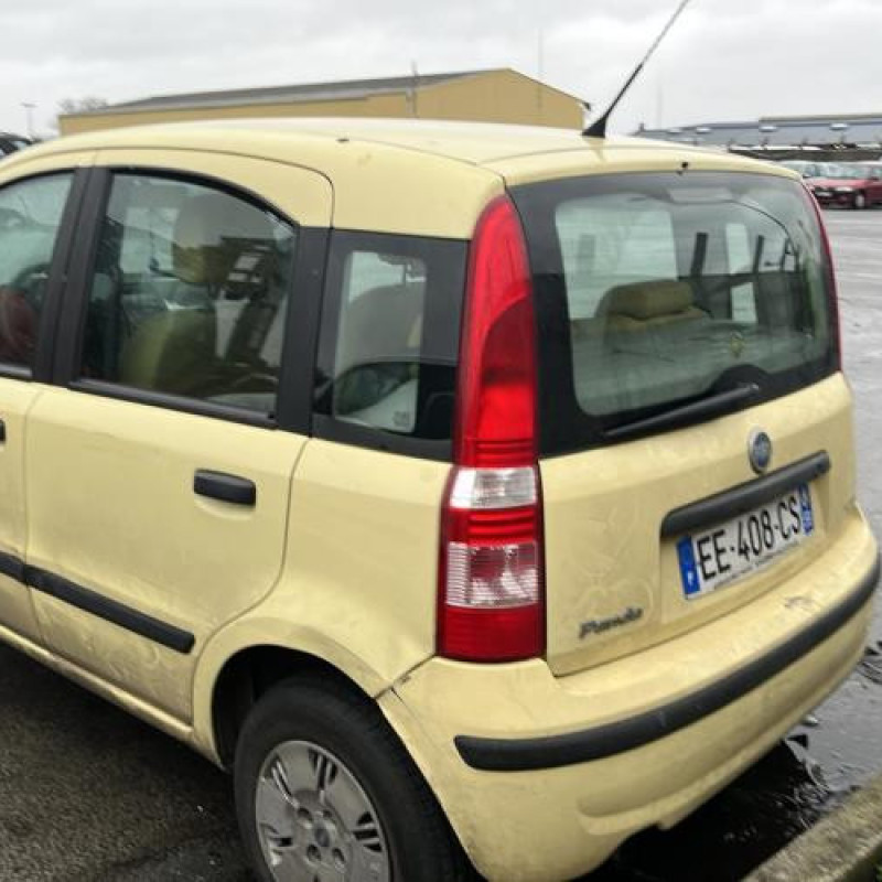 Calandre FIAT PANDA 2 Photo n°9