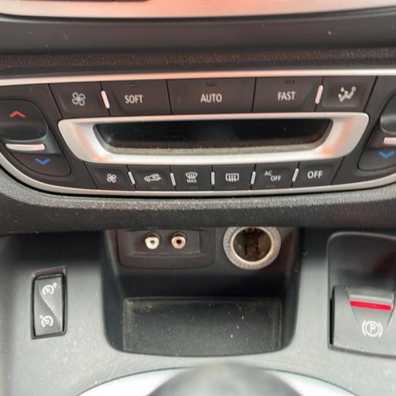 Autoradio d'origine RENAULT SCENIC 3 Photo n°13