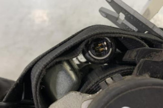 Pretensionneur de ceinture avant gauche RENAULT MEGANE 3