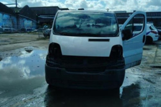 Poignee porte laterale gauche RENAULT TRAFIC 2