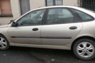 Interrupteur de leve vitre avant gauche RENAULT LAGUNA 1