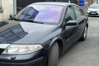 Feu arriere principal gauche (feux) RENAULT LAGUNA 2