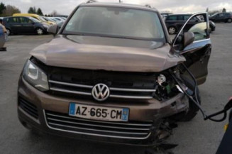 Arret de porte avant gauche VOLKSWAGEN TOUAREG 2