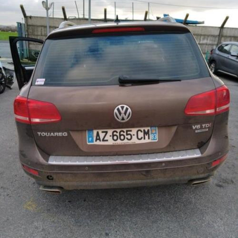 Verin de capot VOLKSWAGEN TOUAREG 2 Photo n°6