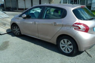 Trappe d'essence PEUGEOT 208 1