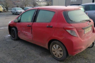 Bouton de warning TOYOTA YARIS 3