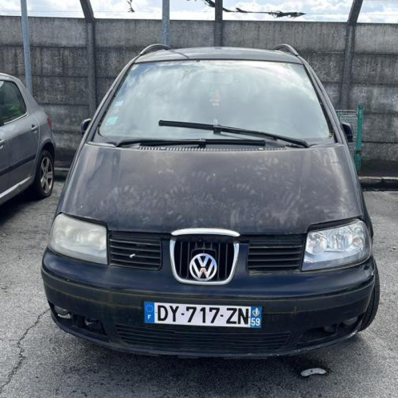 Anti brouillard droit (feux) VOLKSWAGEN SHARAN 1 Photo n°4