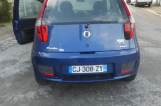 Malle/Hayon arriere FIAT PUNTO 2