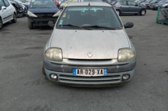 Pompe à carburant RENAULT CLIO 2