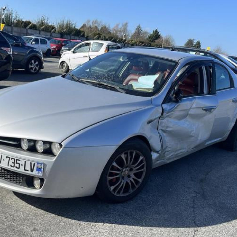 Bouton de warning ALFA ROMEO 159 Photo n°5