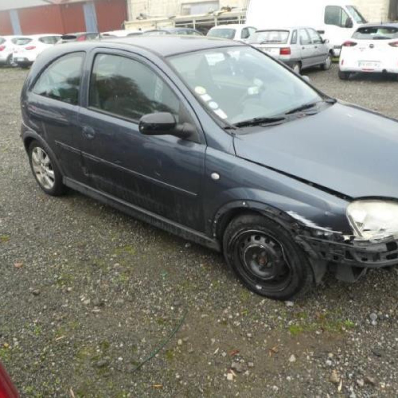 Alternateur OPEL CORSA C Photo n°5