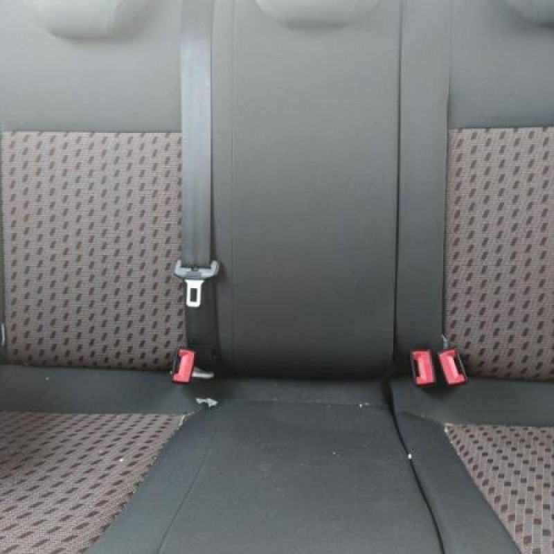 Vitre arriere gauche SEAT IBIZA 4 Photo n°9