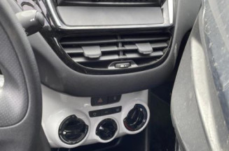 Autoradio d'origine PEUGEOT 208 1