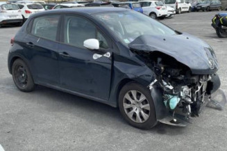 Cremaillere assistee PEUGEOT 208 1