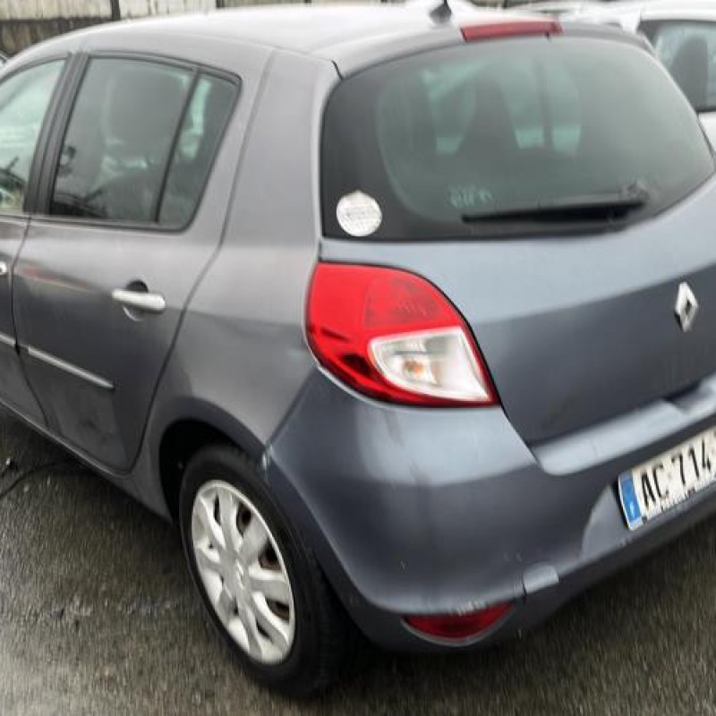 Boitier UCH RENAULT CLIO 3 Photo n°9