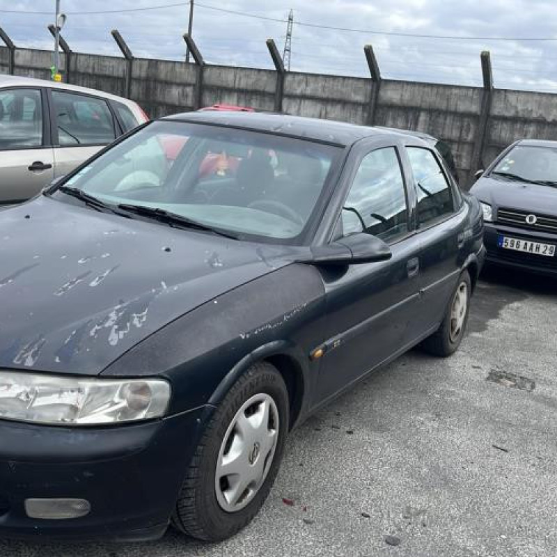 Moteur essuie glace avant OPEL VECTRA B Photo n°5