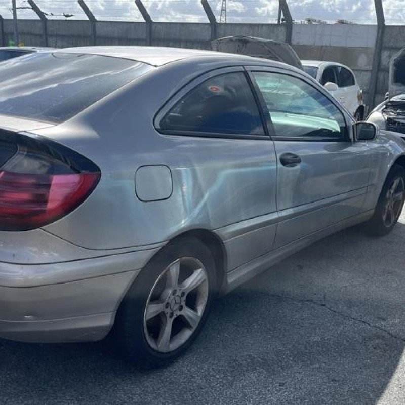 Porte avant gauche MERCEDES CLASSE C 203 COUPE SPORT Photo n°14