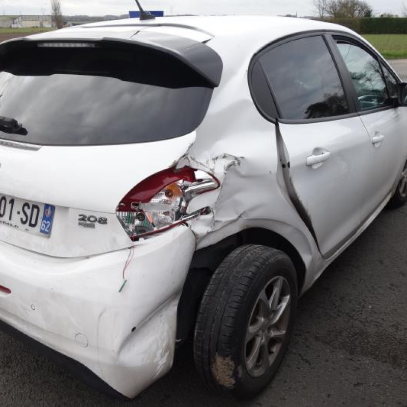 Boitier BSI PEUGEOT 208 1 Photo n°6