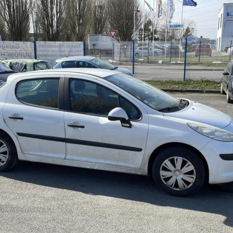 Boitier BSI PEUGEOT 207 Photo n°5