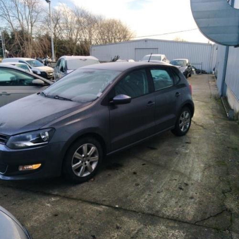 Renfort pare choc arriere (traverse) VOLKSWAGEN POLO 5 Photo n°6