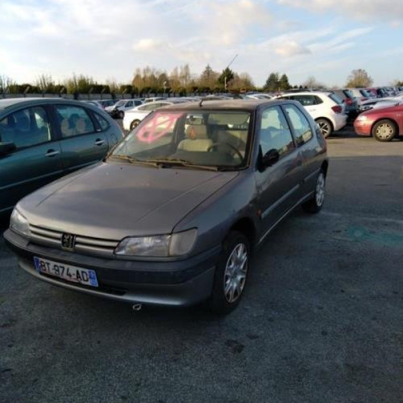 Leve vitre electrique avant gauche PEUGEOT 306 Photo n°7