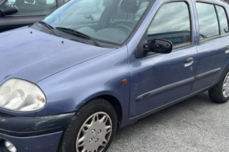 Calandre RENAULT CLIO 2