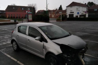 Porte avant gauche OPEL CORSA D