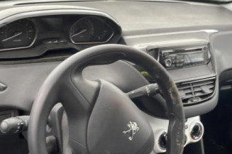 Poignee interieur avant gauche PEUGEOT 208 1