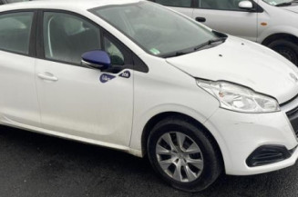 Pompe à carburant PEUGEOT 208 1