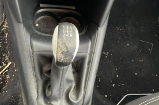 Pompe à carburant PEUGEOT 208 1