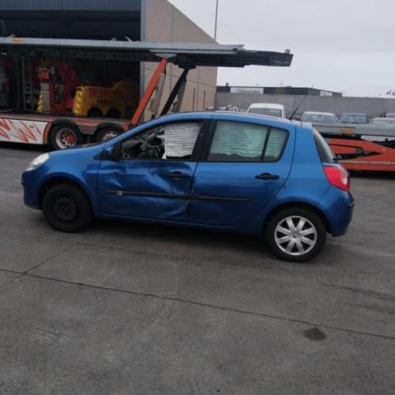 Renfort pare choc arriere (traverse) RENAULT CLIO 3 Photo n°7