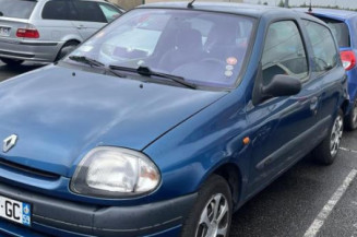 Calandre RENAULT CLIO 2