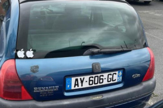 Calandre RENAULT CLIO 2