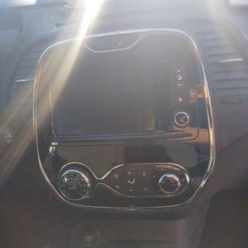 Camera de recul RENAULT CAPTUR 1 Photo n°13