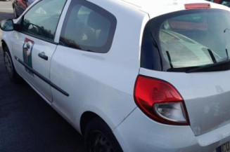 Boitier UCH RENAULT CLIO 3