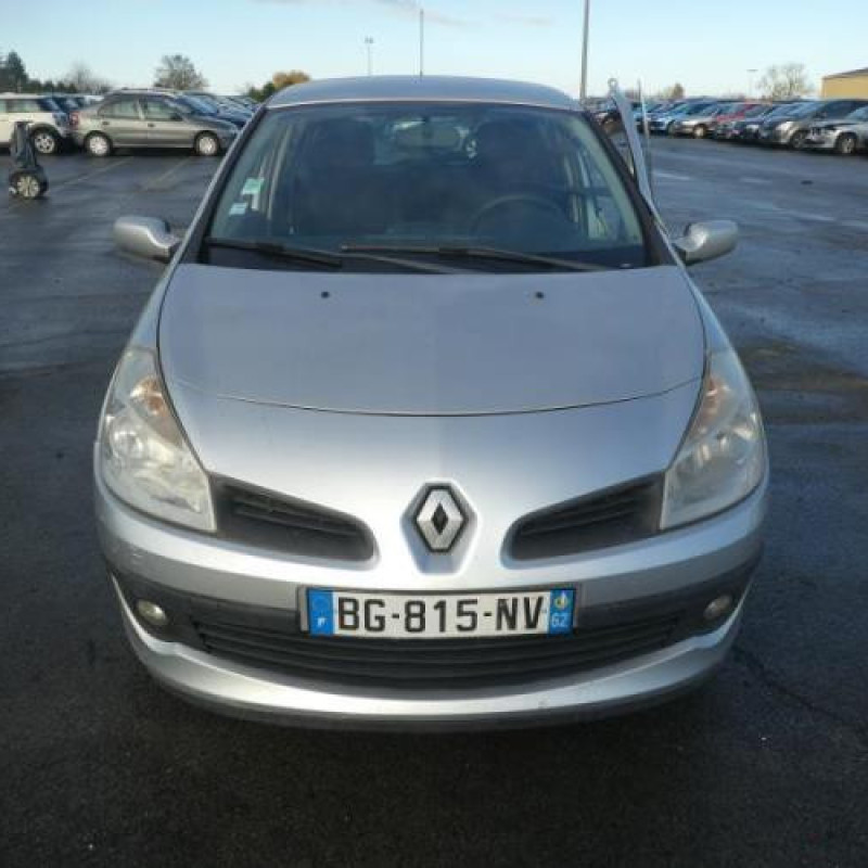 Renfort pare choc arriere (traverse) RENAULT CLIO 3 Photo n°4